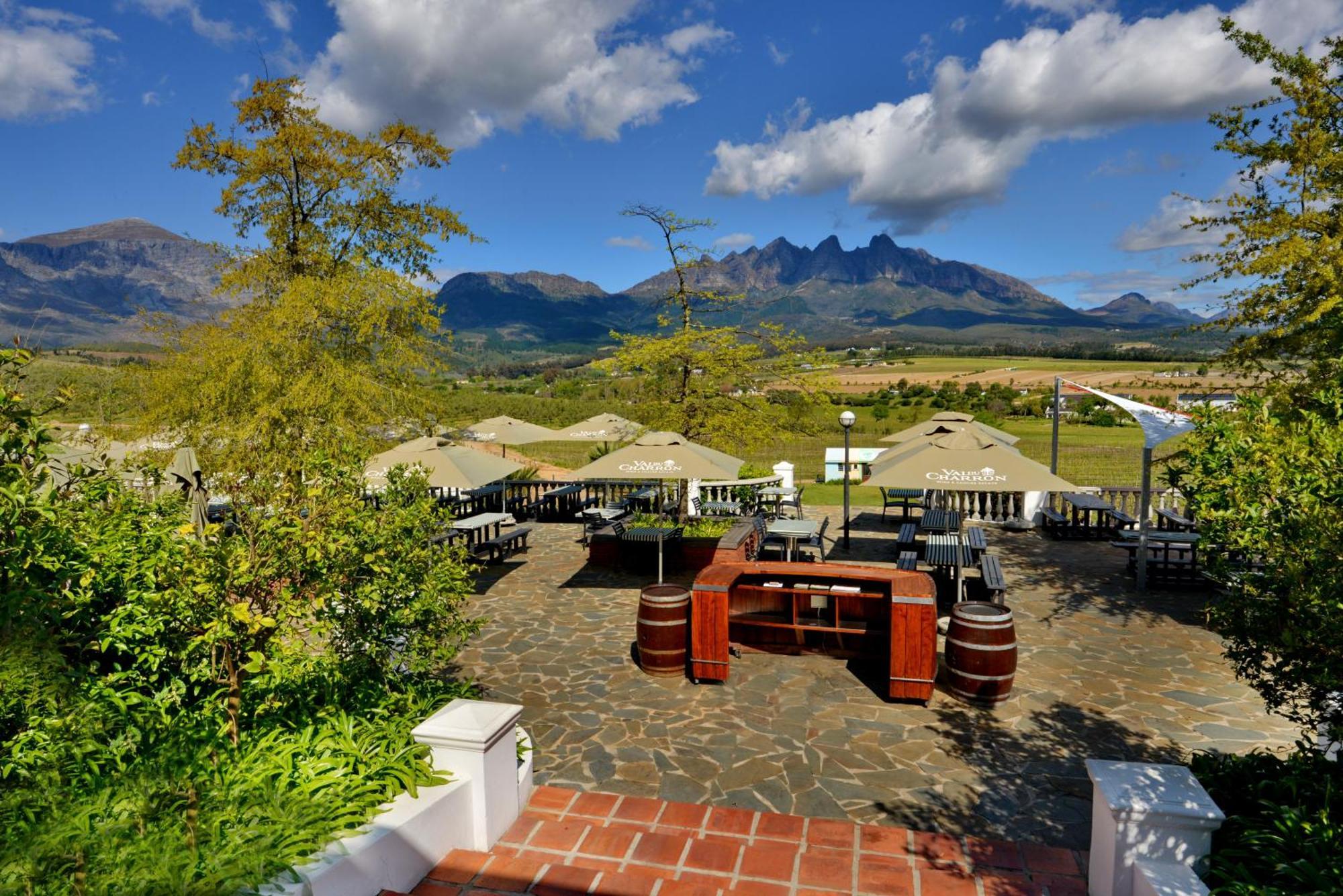 The Coach House At Val Du Charron Hotel Wellington Luaran gambar