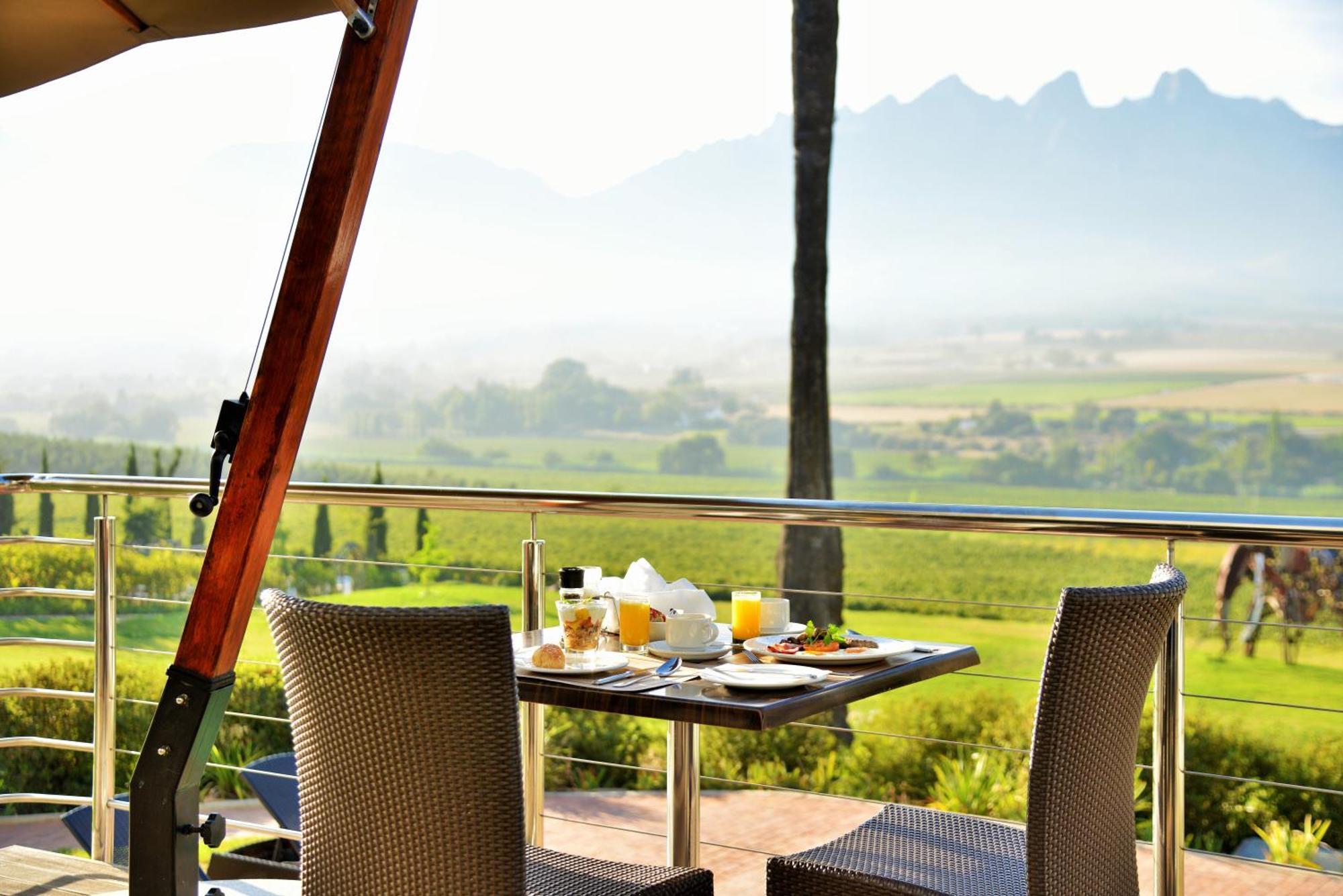 The Coach House At Val Du Charron Hotel Wellington Luaran gambar