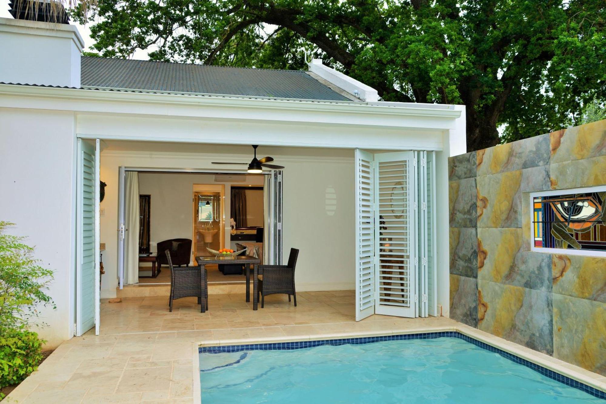 The Coach House At Val Du Charron Hotel Wellington Luaran gambar